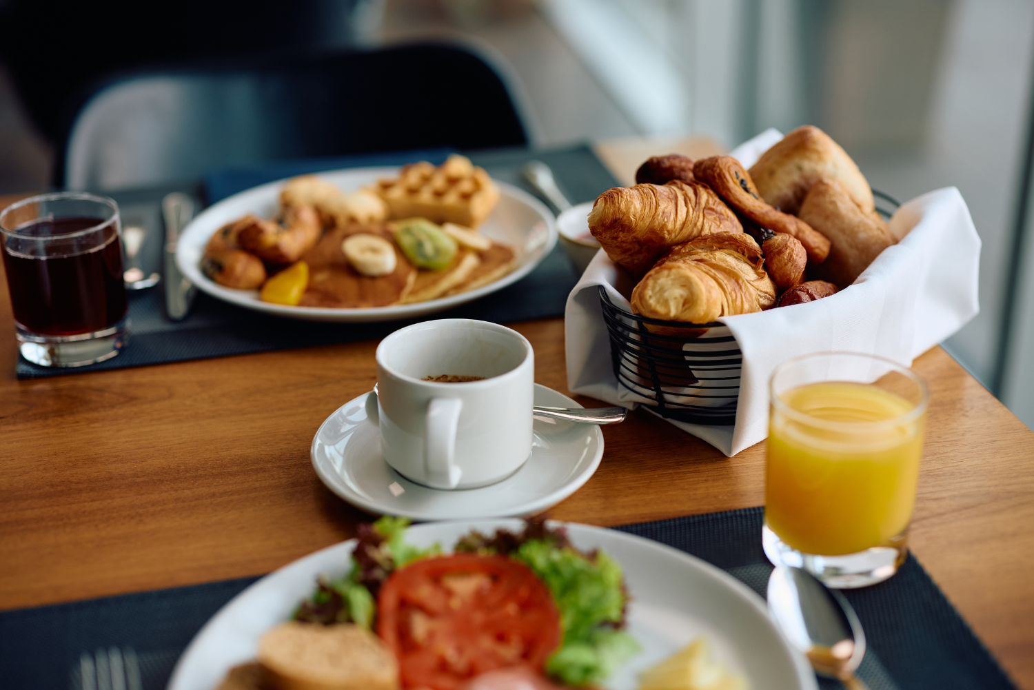 Hôtel 3 étoiles Reims - Petit déjeuner et services
