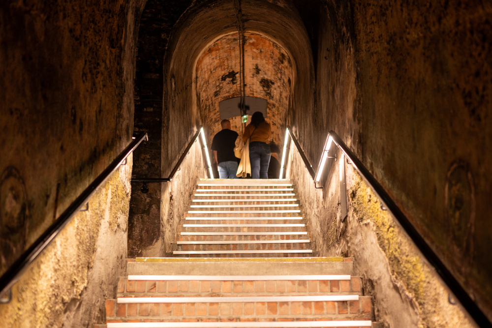 Maisons de champagne - Hôtel Porte de Mars à Reims